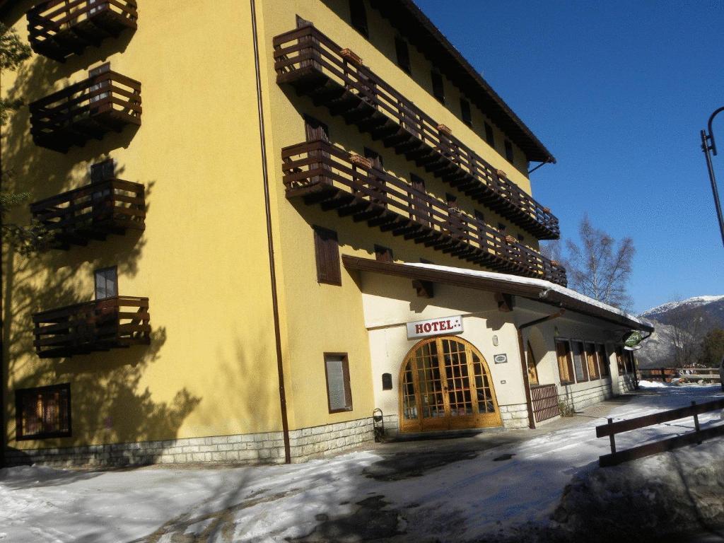 Life Hotels Des Alpes فولاريا المظهر الخارجي الصورة